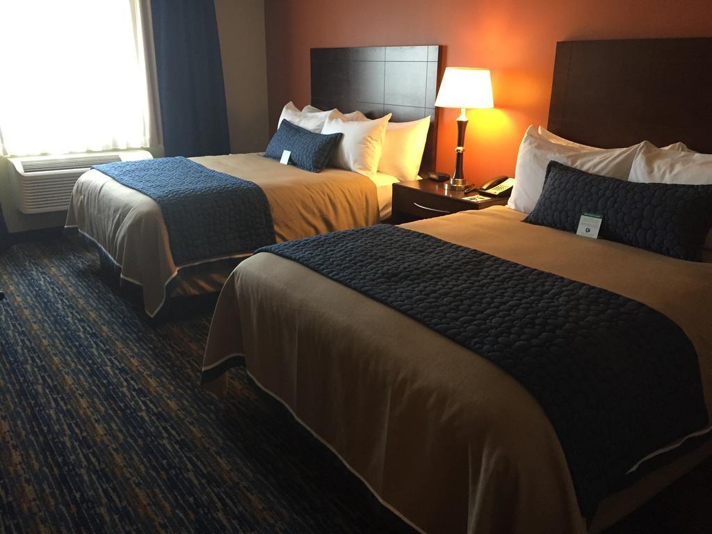 Grandstay Hotel & Suites Mount Horeb - Madison Room photo