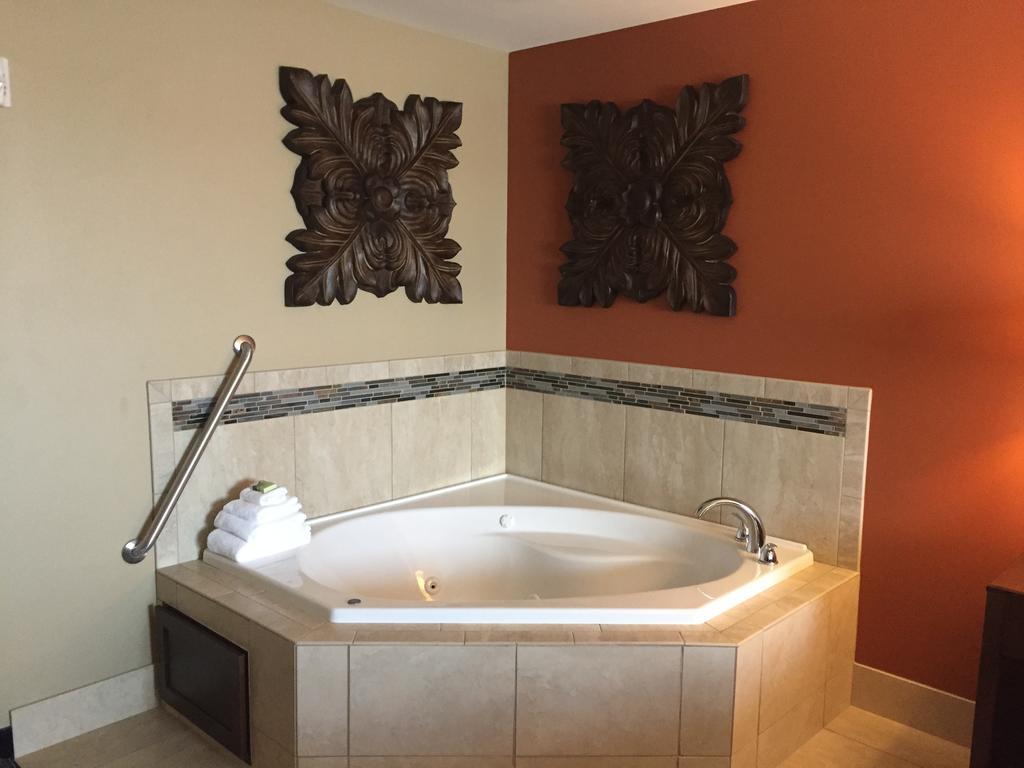 Grandstay Hotel & Suites Mount Horeb - Madison Room photo