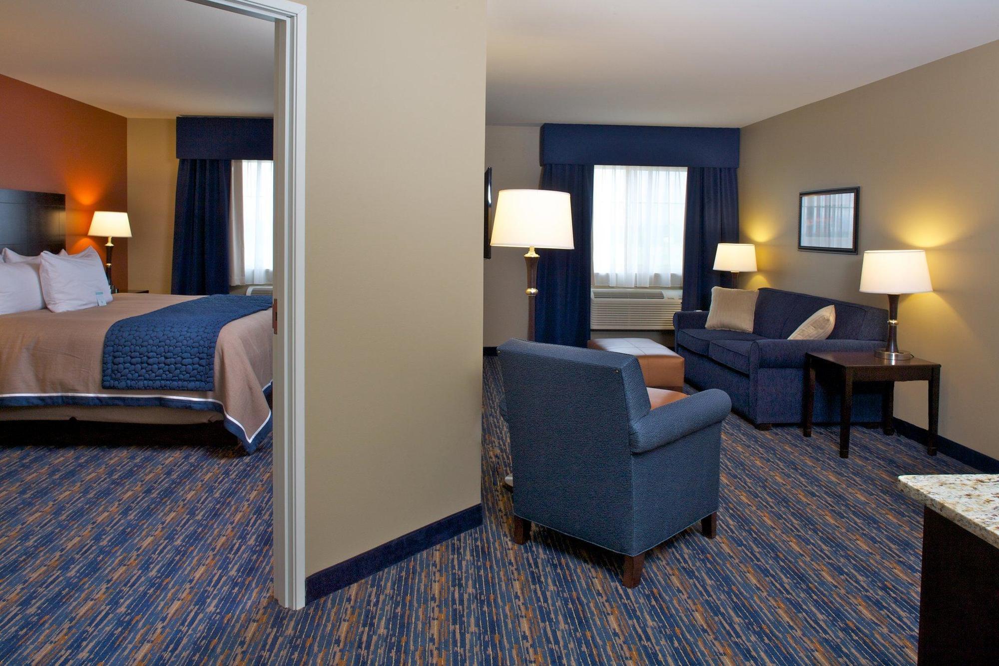 Grandstay Hotel & Suites Mount Horeb - Madison Exterior photo