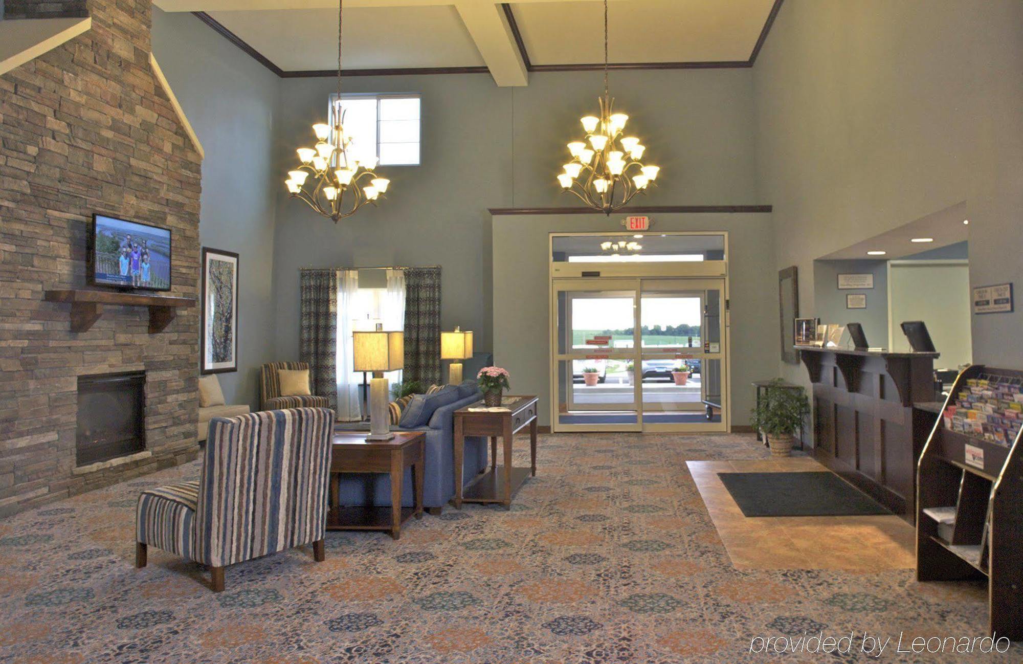 Grandstay Hotel & Suites Mount Horeb - Madison Exterior photo